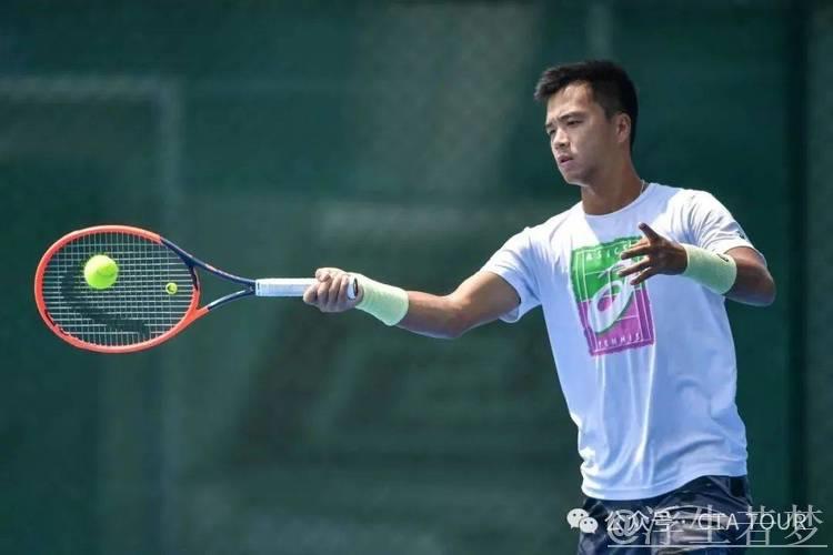 中网巡职业级总决赛男单巅峰对决:孙发京迎战崔杰 中网巡职业级总决赛男单巅峰对决:孙发京迎战崔杰